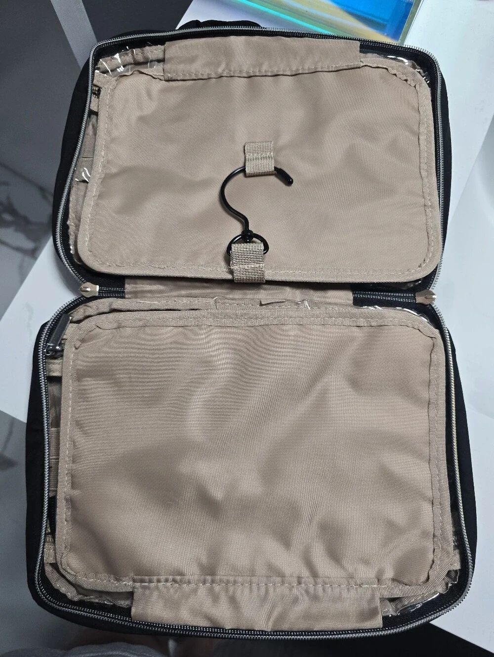 Bagsmart Black Quilted Travel Toiletry Bag